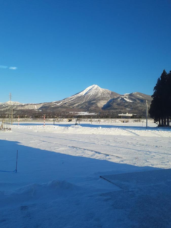 Guest House Inawashiro~Hanbog~ ภายนอก รูปภาพ